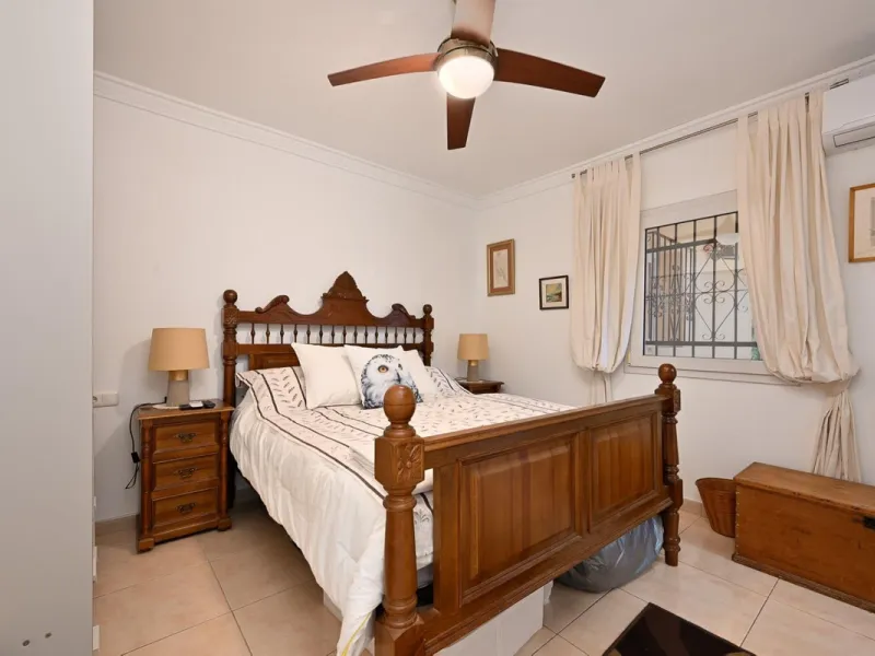 House - Detached Villa в продаже в Alhaurín el Grande, Málaga. В доме 4 спален и 4 ванных комнат. Площадь дома 235 м². Площадь участка 861 м²