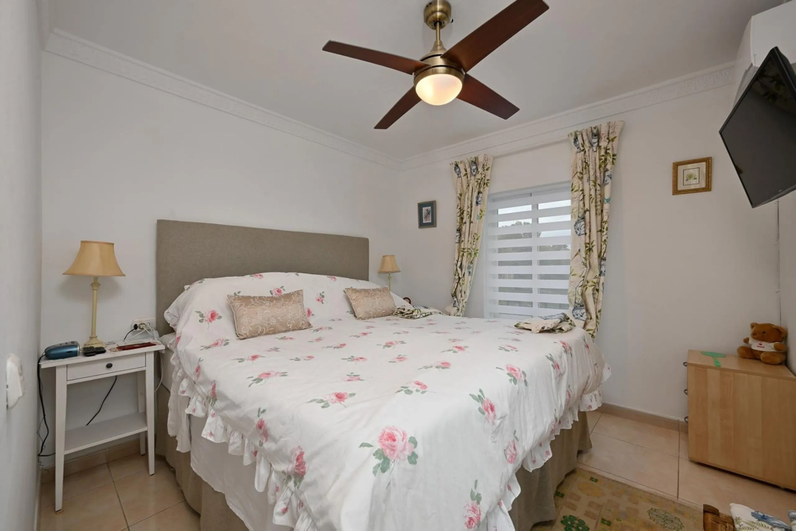 House - Detached Villa в продаже в Alhaurín el Grande, Málaga. В доме 4 спален и 4 ванных комнат. Площадь дома 235 м². Площадь участка 861 м²