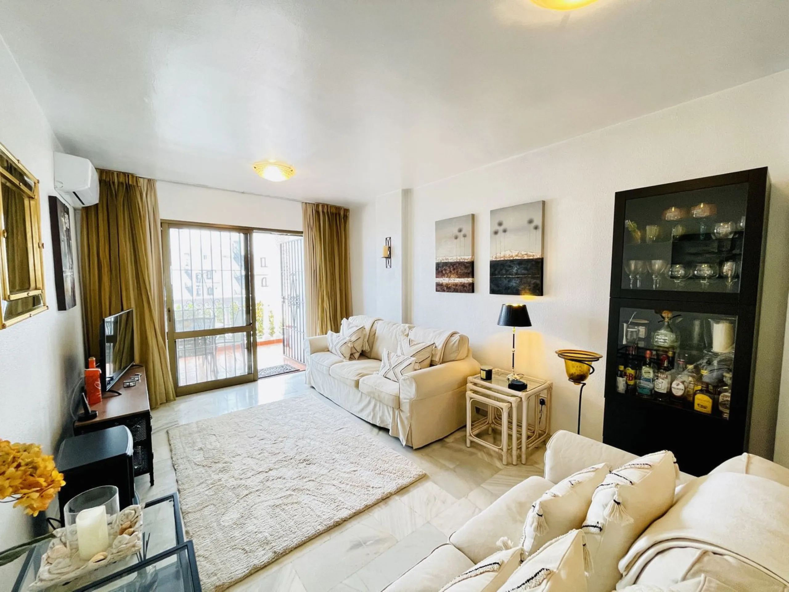 Apartment - Ground Floor Apartment в продаже в Mijas, Málaga. В доме 2 спален и 1 ванных комнат. Площадь дома 66 м²