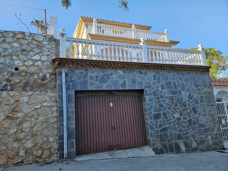 LOCATION – CHURRIANA, MÁLAGA.