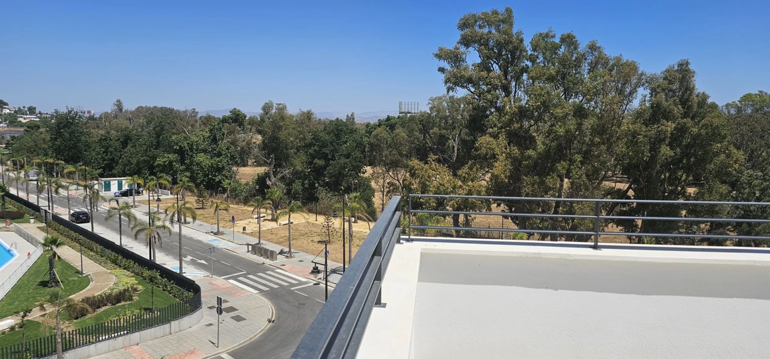 Apartment - Penthouse в продаже в Torremolinos, Málaga. В доме 4 спален и 3 ванных комнат. Площадь дома 183 м²