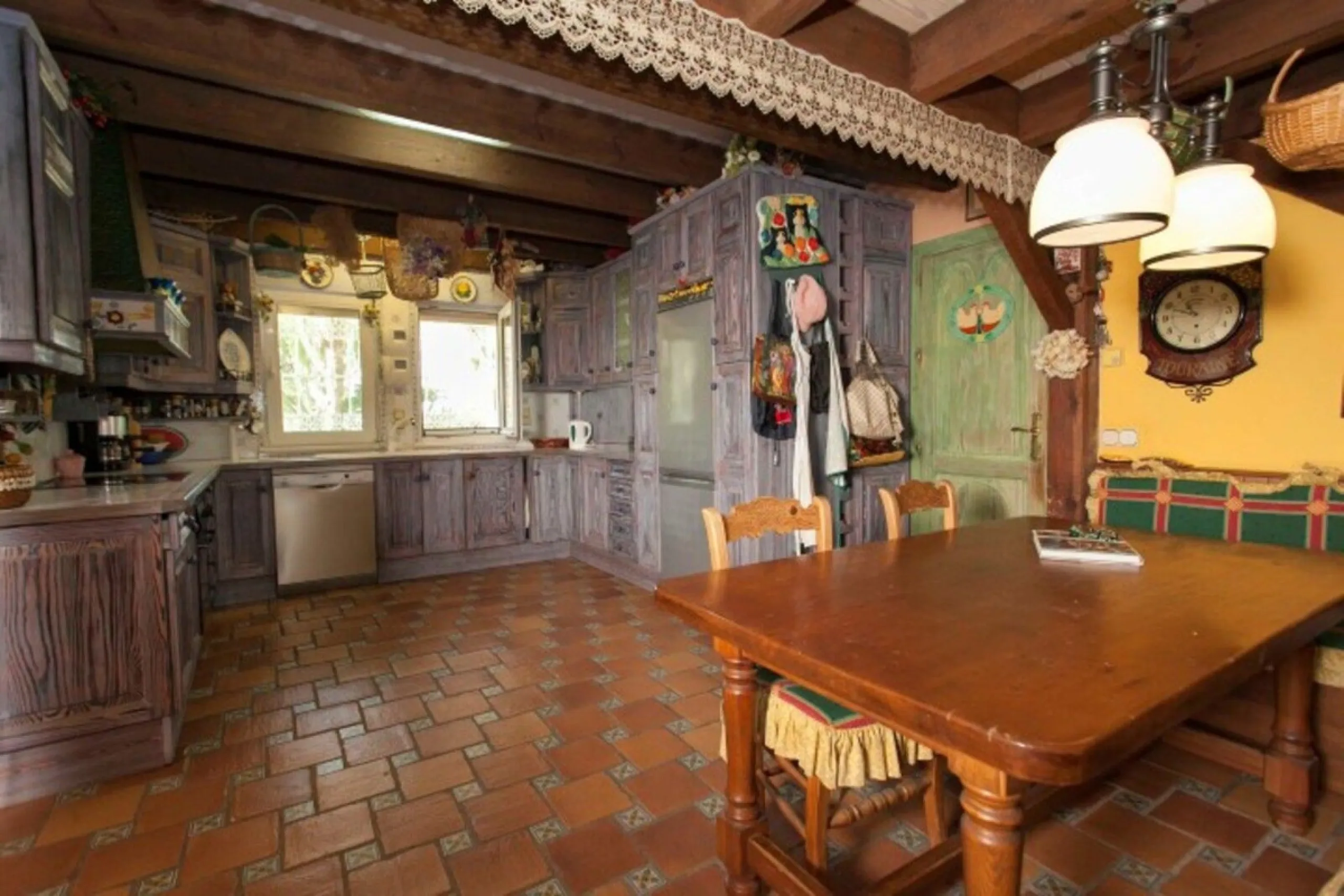 House - Detached Villa в продаже в Mijas, Málaga. В доме 6 спален и 7 ванных комнат. Площадь дома 1904 м². Площадь участка 36498 м²