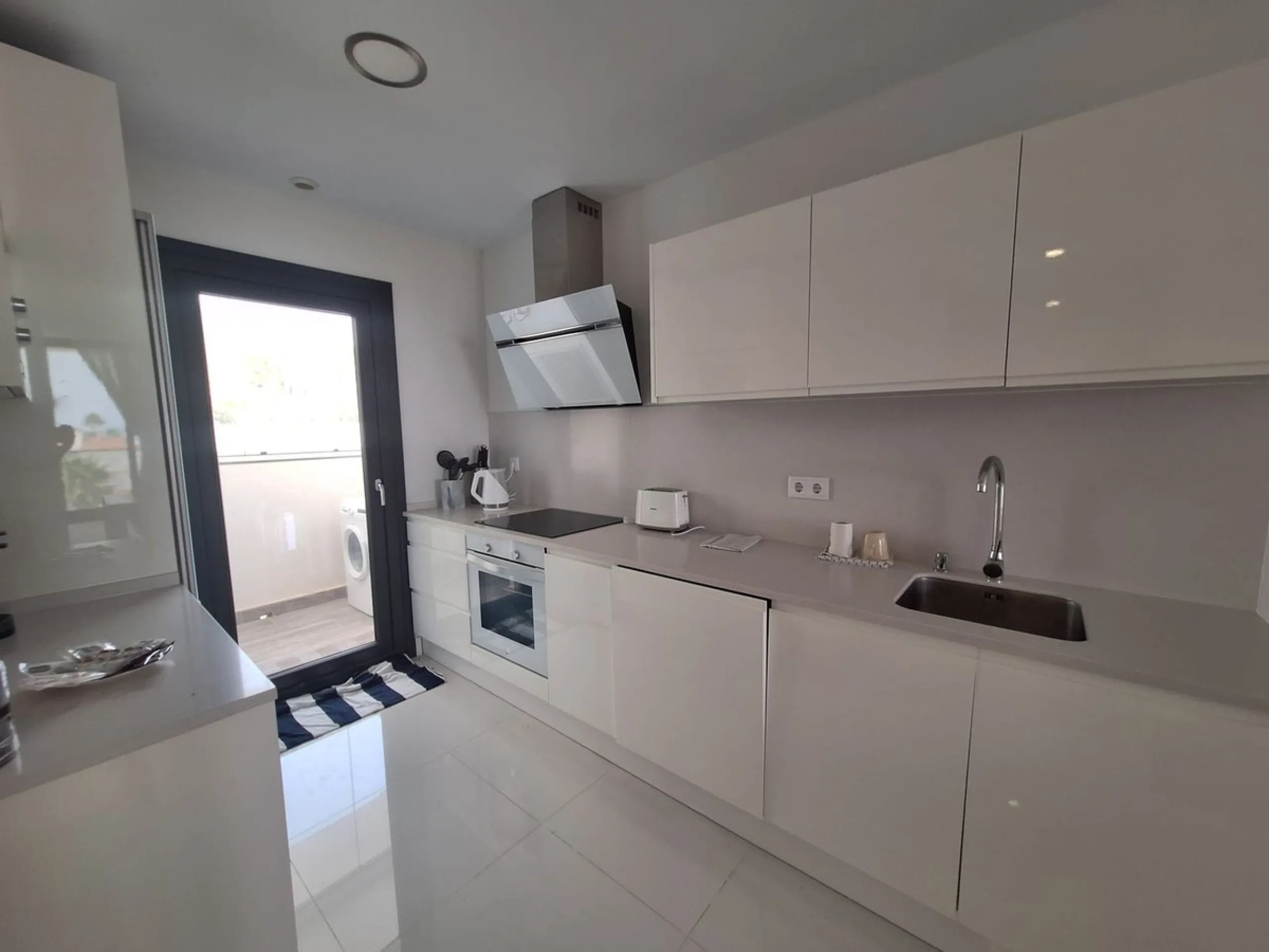 Modern Apartment with Sea Views and Private Terrace – La Paloma Manilva, Costa del Sol