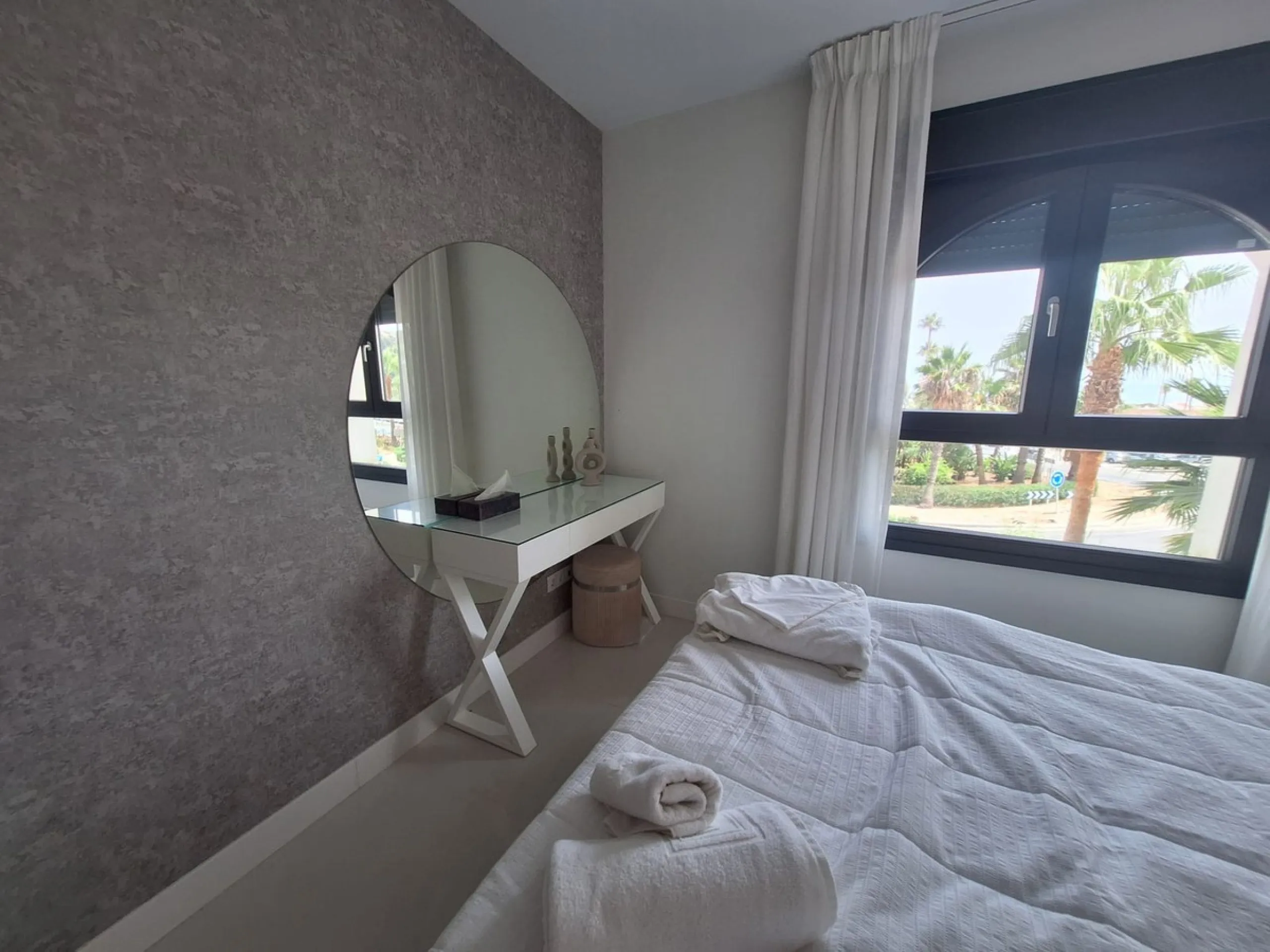 Modern Apartment with Sea Views and Private Terrace – La Paloma Manilva, Costa del Sol