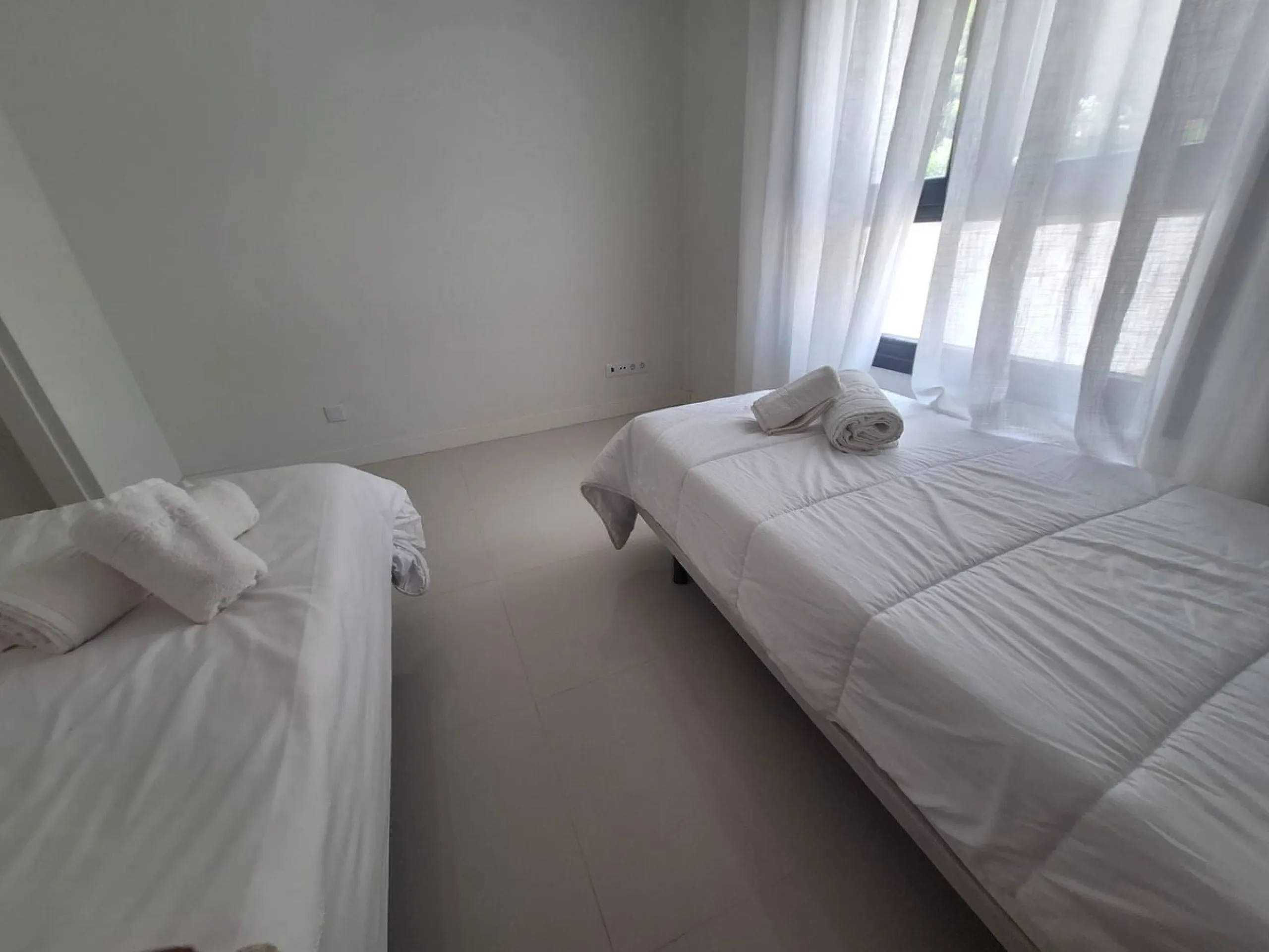 Modern Apartment with Sea Views and Private Terrace – La Paloma Manilva, Costa del Sol