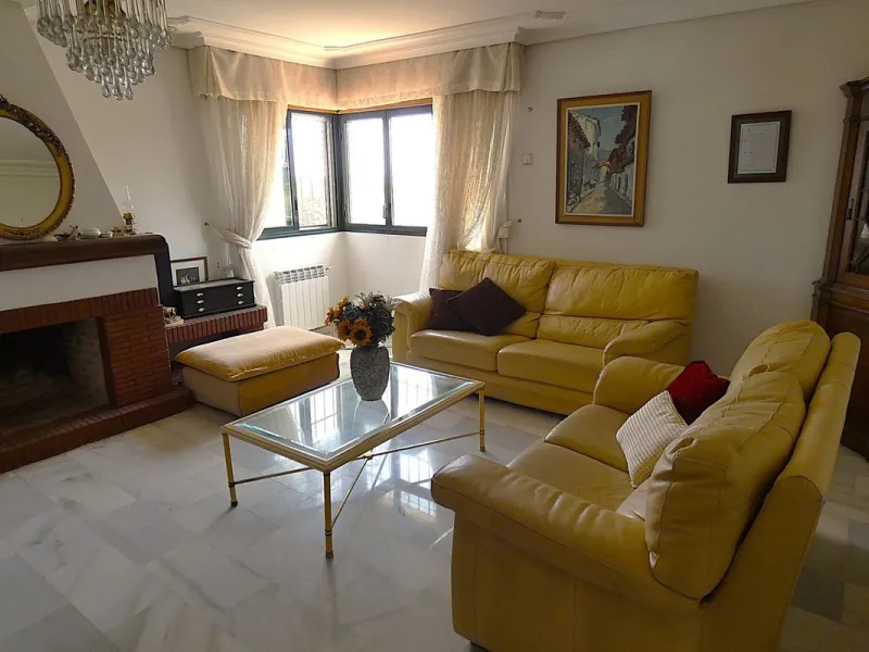 Charming villa with great potential in Urb. El Mirador, Marbella