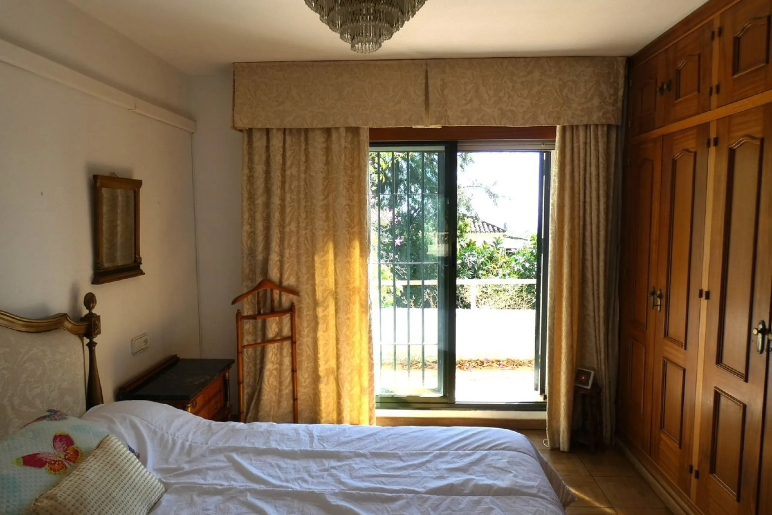 Charming villa with great potential in Urb. El Mirador, Marbella