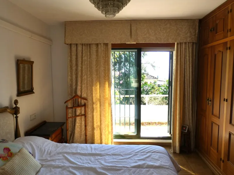 Charming villa with great potential in Urb. El Mirador, Marbella