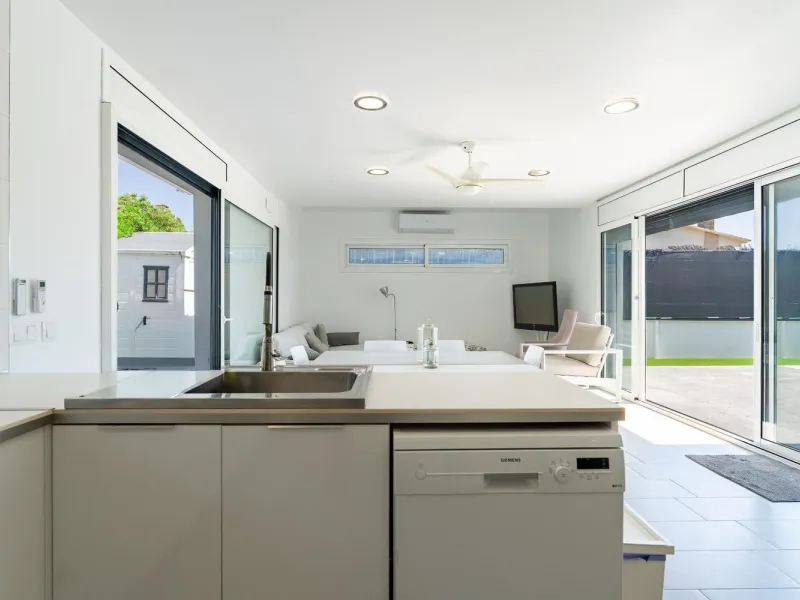 Moderna villa con piscina privada cerca del mar en Creixell, Costa Dorada