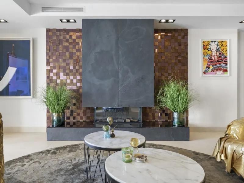 Luxury 4-Bedroom Beachfront Apartment for Sale in Playas del Duque, Puerto Banús, Marbella