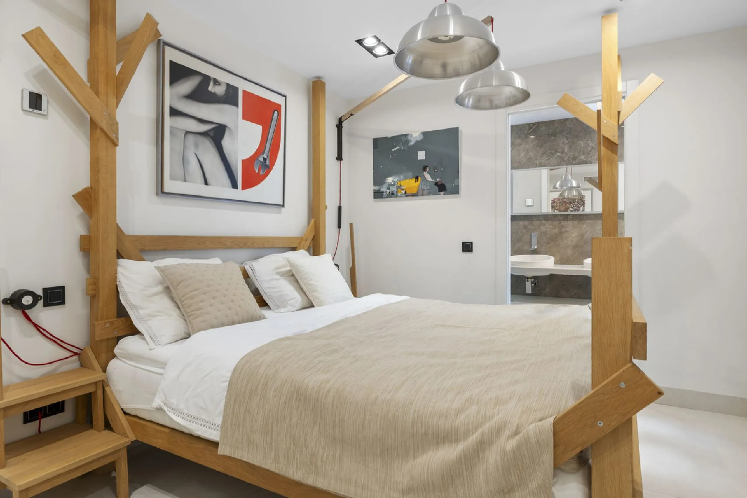 Luxury 4-Bedroom Beachfront Apartment for Sale in Playas del Duque, Puerto Banús, Marbella