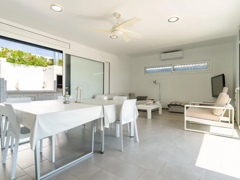 Moderna villa con piscina privada cerca del mar en Creixell, Costa Dorada
