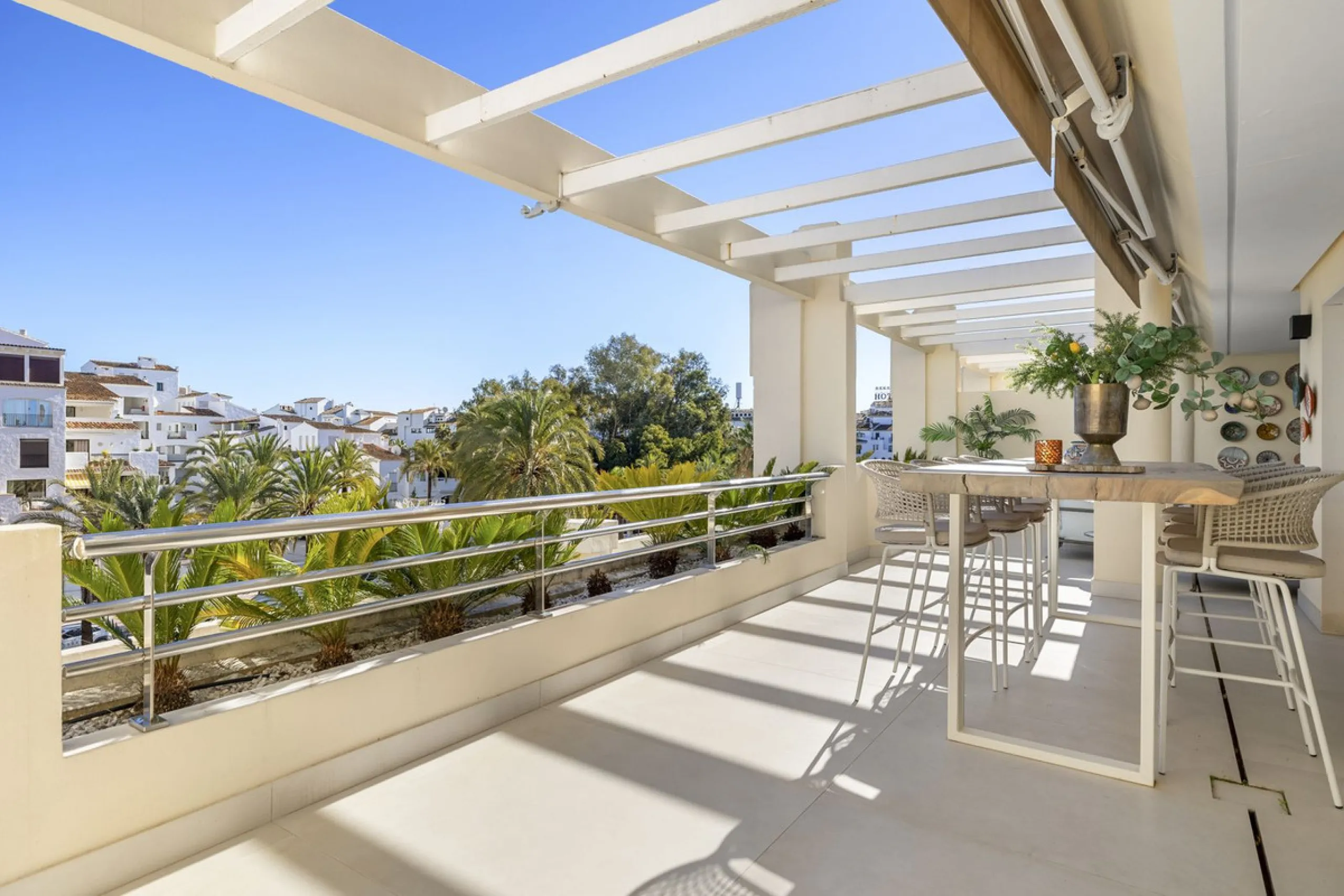 Luxury 4-Bedroom Beachfront Apartment for Sale in Playas del Duque, Puerto Banús, Marbella