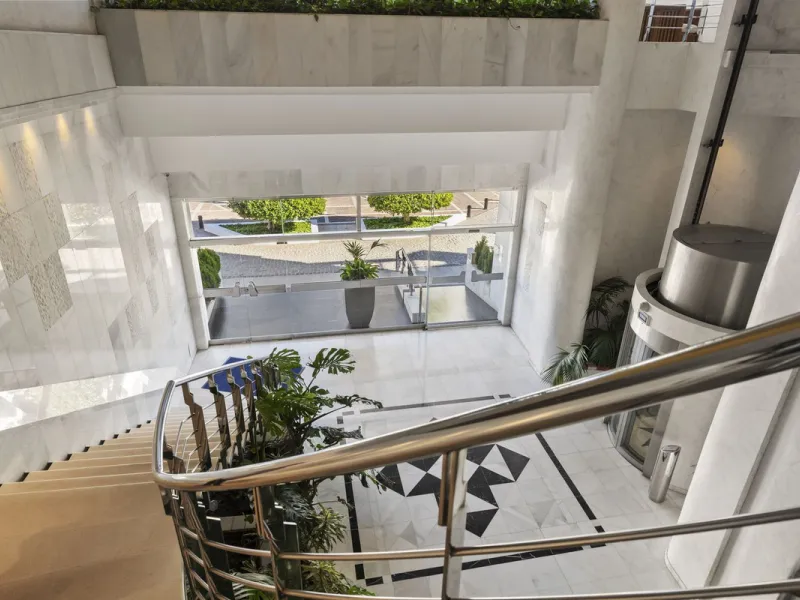 Luxury 4-Bedroom Beachfront Apartment for Sale in Playas del Duque, Puerto Banús, Marbella
