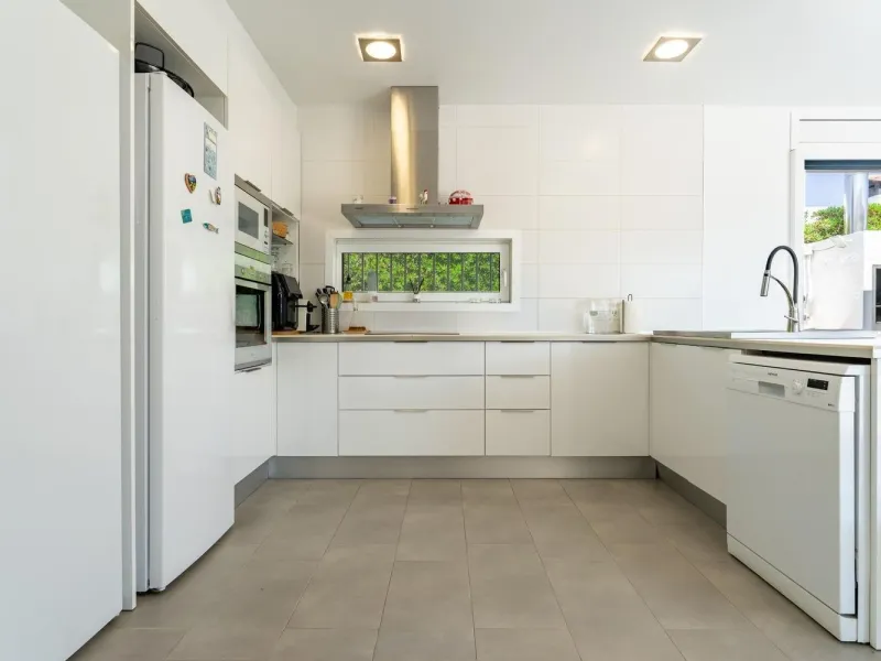 Moderna villa con piscina privada cerca del mar en Creixell, Costa Dorada