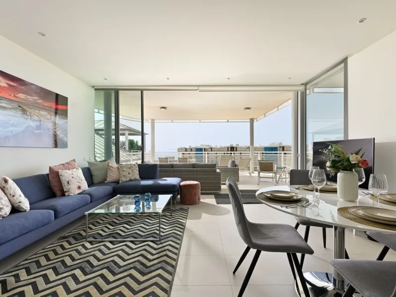 Apartment - Middle Floor Apartment в продаже в Fuengirola, Málaga. В доме 3 спален и 3 ванных комнат. Площадь дома 110 м²