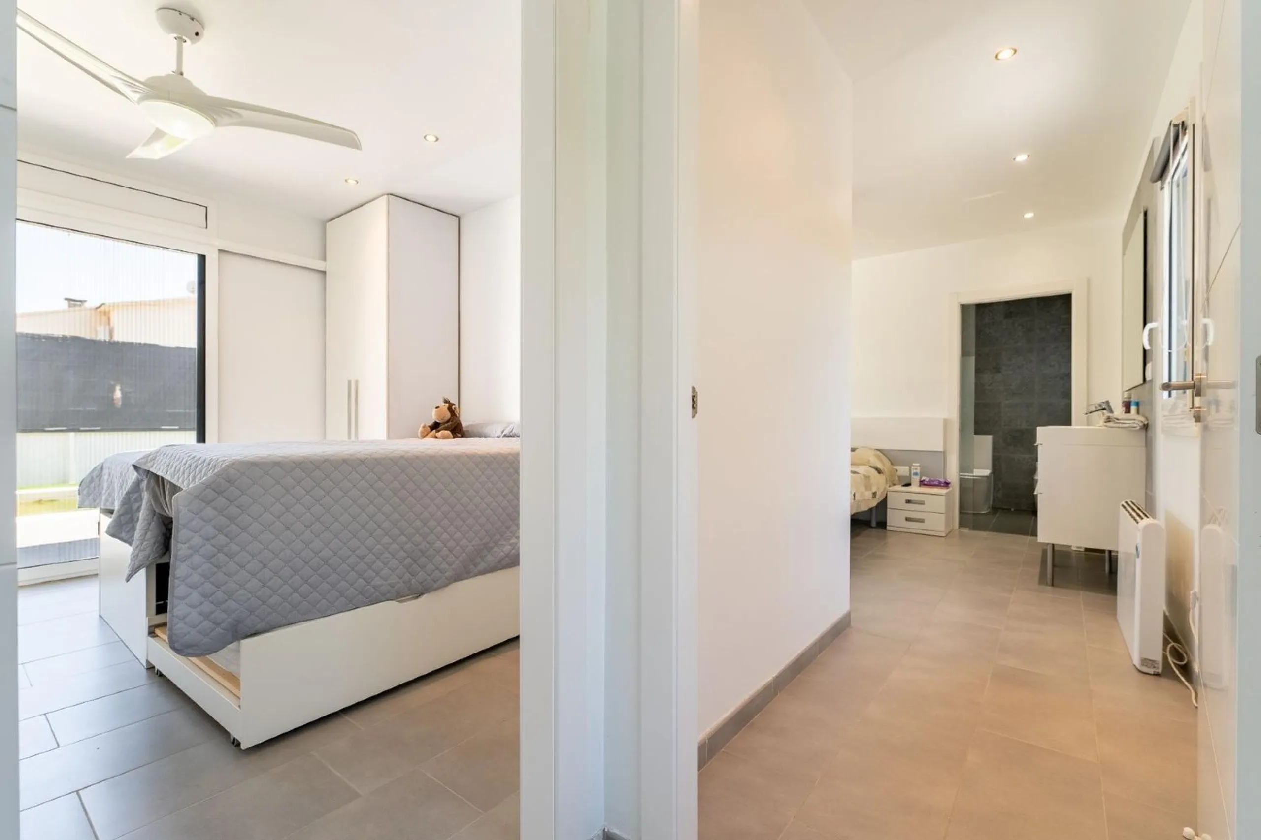 Moderna villa con piscina privada cerca del mar en Creixell, Costa Dorada