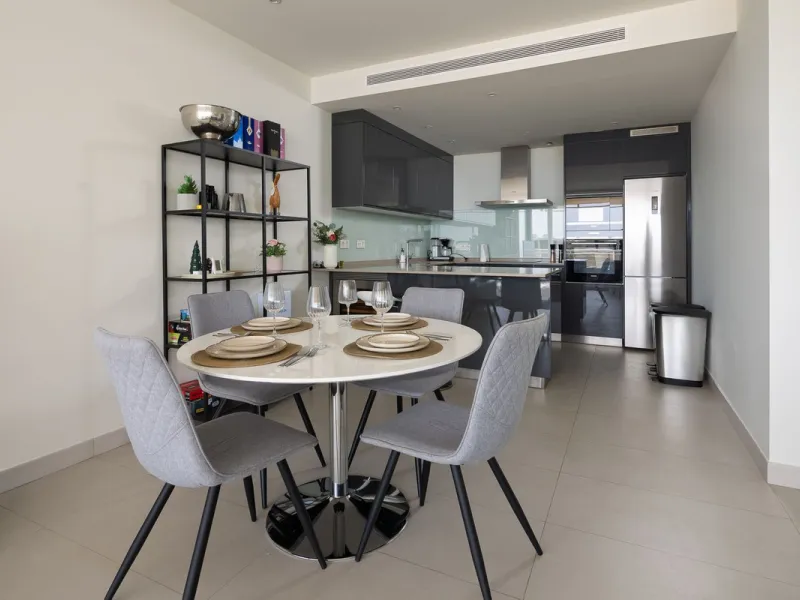 Apartment - Middle Floor Apartment в продаже в Fuengirola, Málaga. В доме 3 спален и 3 ванных комнат. Площадь дома 110 м²