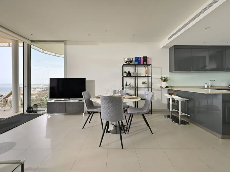 Apartment - Middle Floor Apartment в продаже в Fuengirola, Málaga. В доме 3 спален и 3 ванных комнат. Площадь дома 110 м²