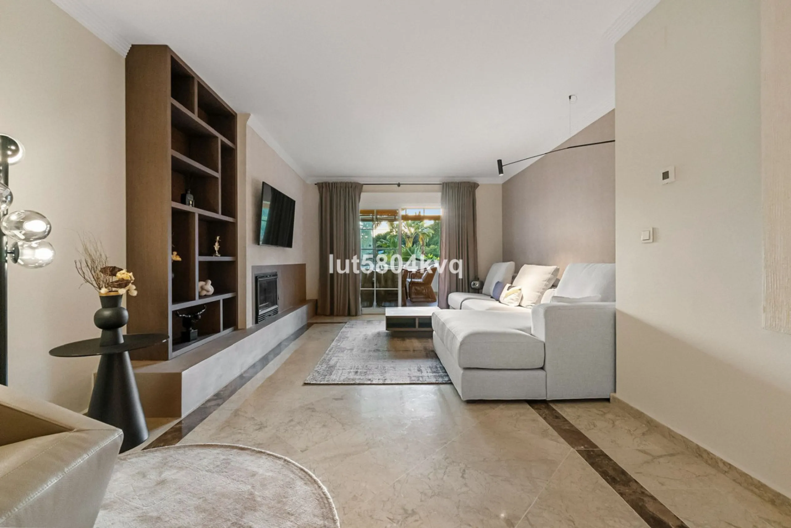 Welcome to Balcon de Puente Romano – a gated community on Marbella's prestigious Golden Mile.