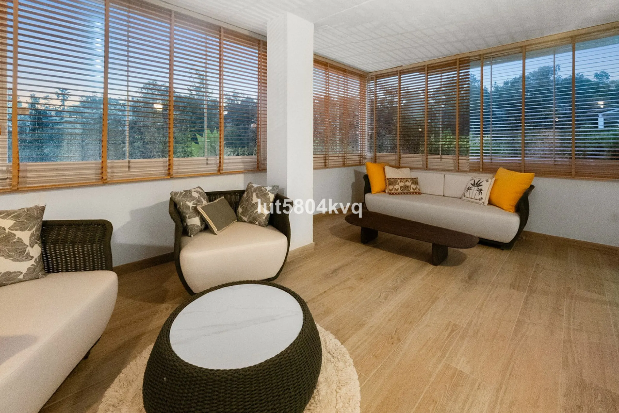 Welcome to Balcon de Puente Romano – a gated community on Marbella's prestigious Golden Mile.