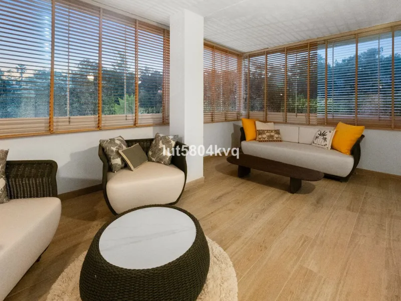 Welcome to Balcon de Puente Romano – a gated community on Marbella's prestigious Golden Mile.