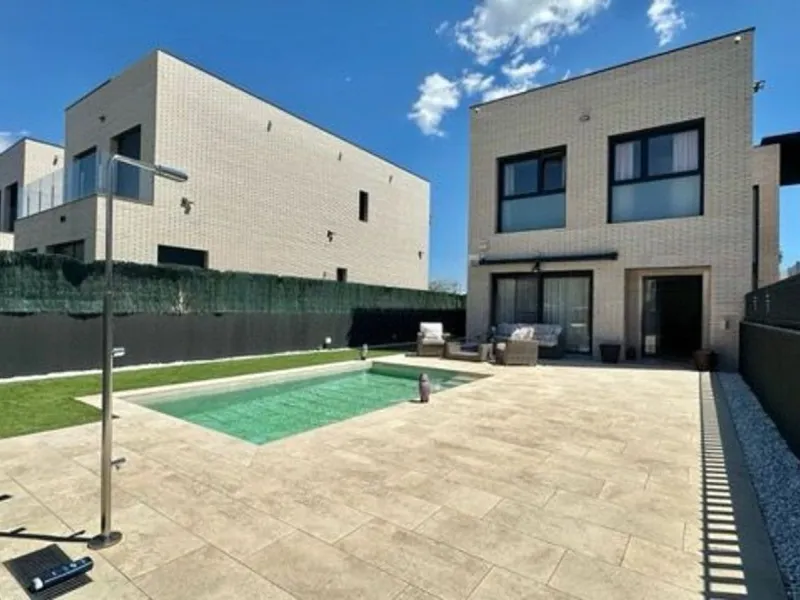 Exclusive newly built villa on the Costa Dorada