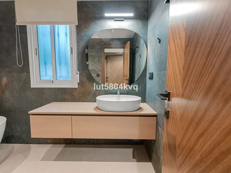 Welcome to Balcon de Puente Romano – a gated community on Marbella's prestigious Golden Mile.