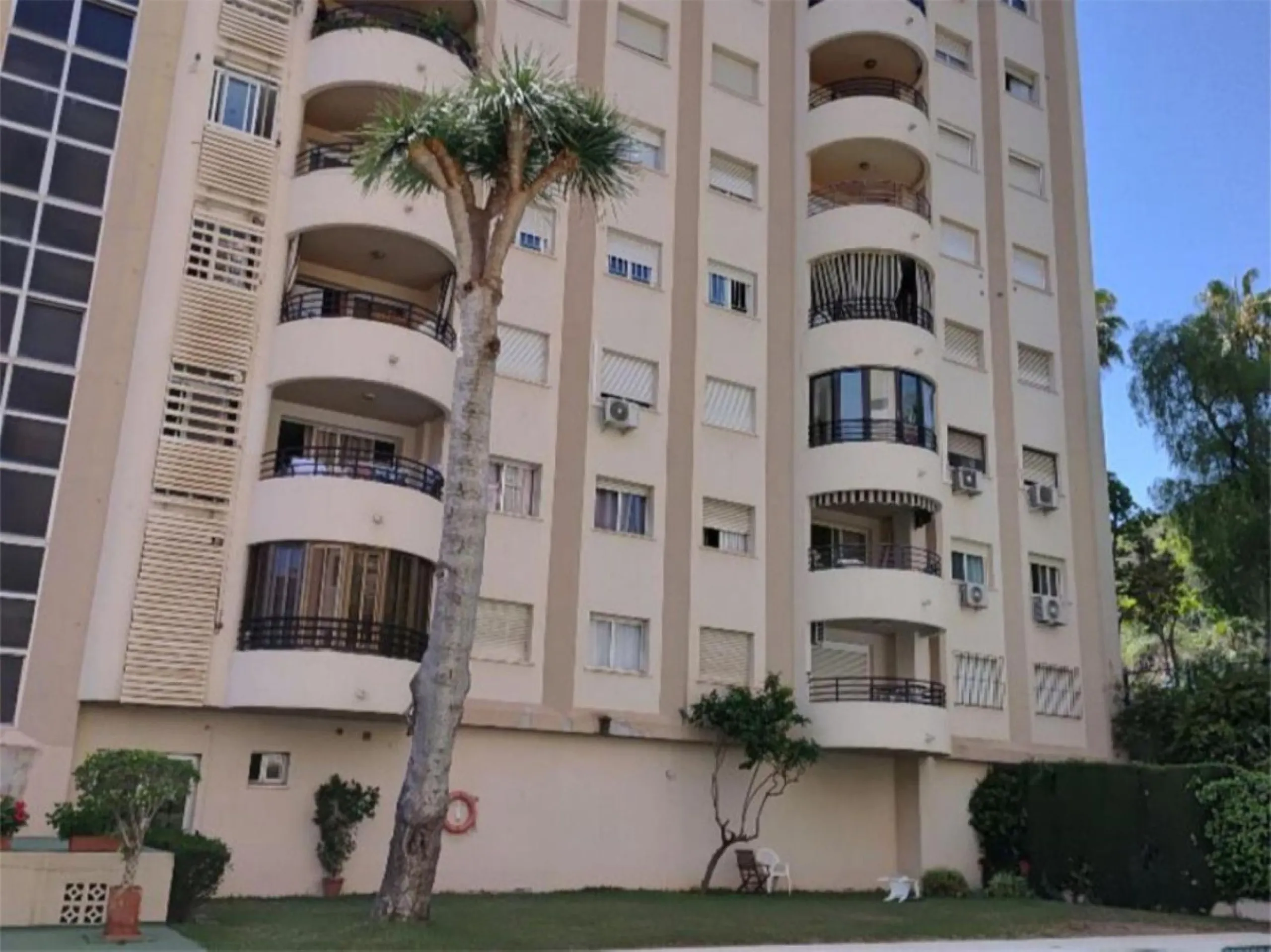 Middle Floor Apartment, Marbella, Costa del Sol.