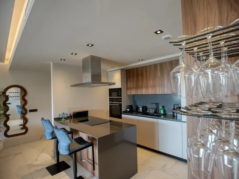 Apartment - Middle Floor Apartment в продаже в Marbella, Málaga. В доме 3 спален и 2 ванных комнат. Площадь дома 103 м²