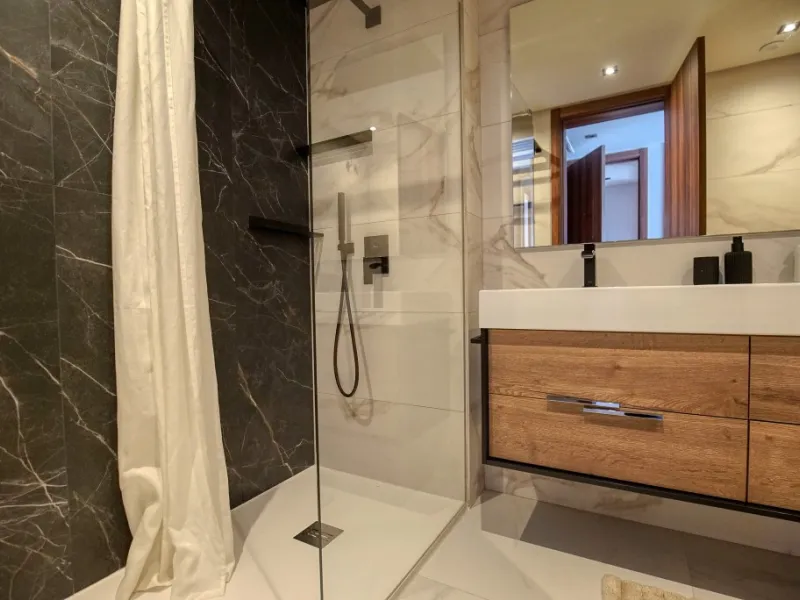 Apartment - Middle Floor Apartment в продаже в Marbella, Málaga. В доме 3 спален и 2 ванных комнат. Площадь дома 103 м²