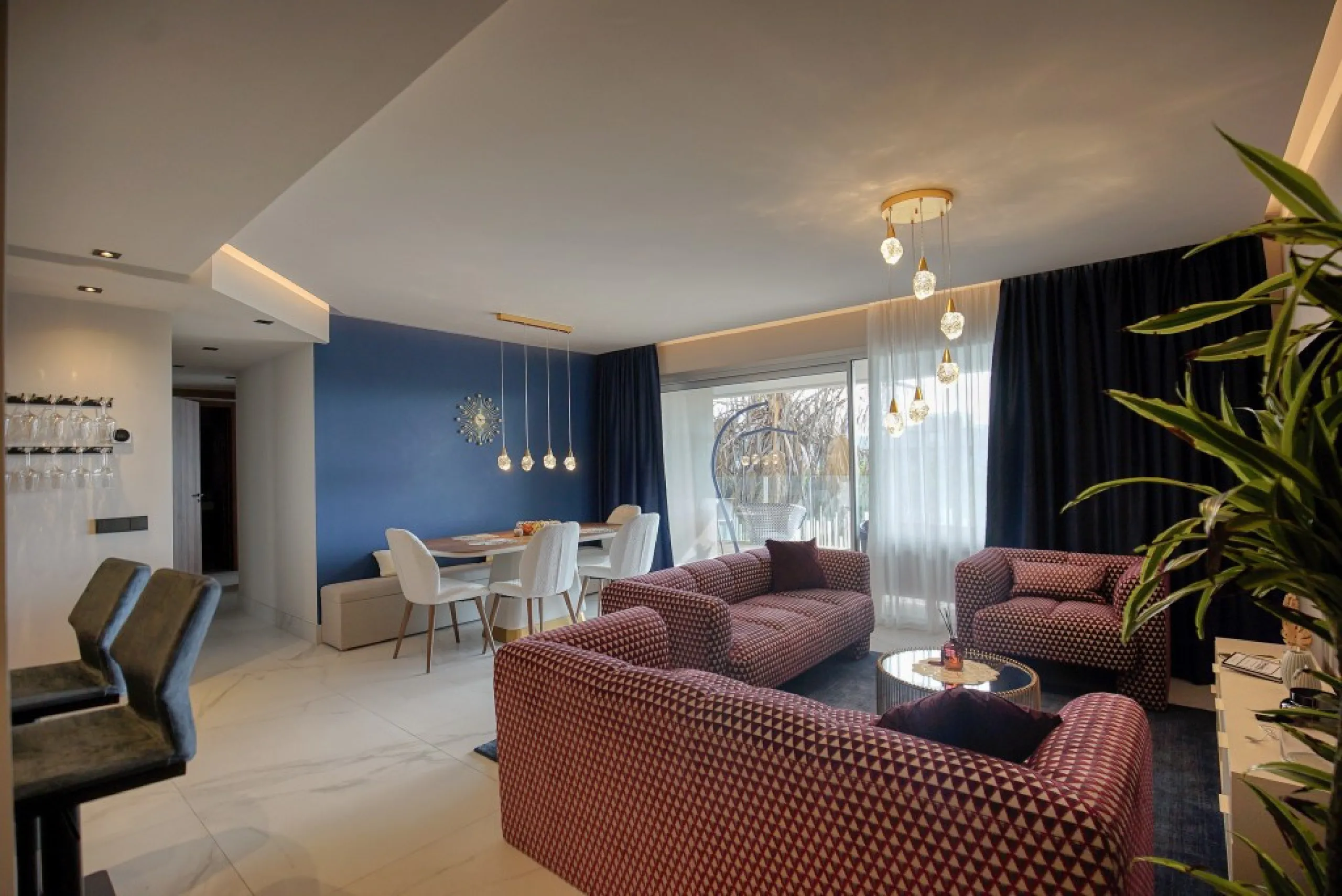 Apartment - Middle Floor Apartment в продаже в Marbella, Málaga. В доме 3 спален и 2 ванных комнат. Площадь дома 103 м²