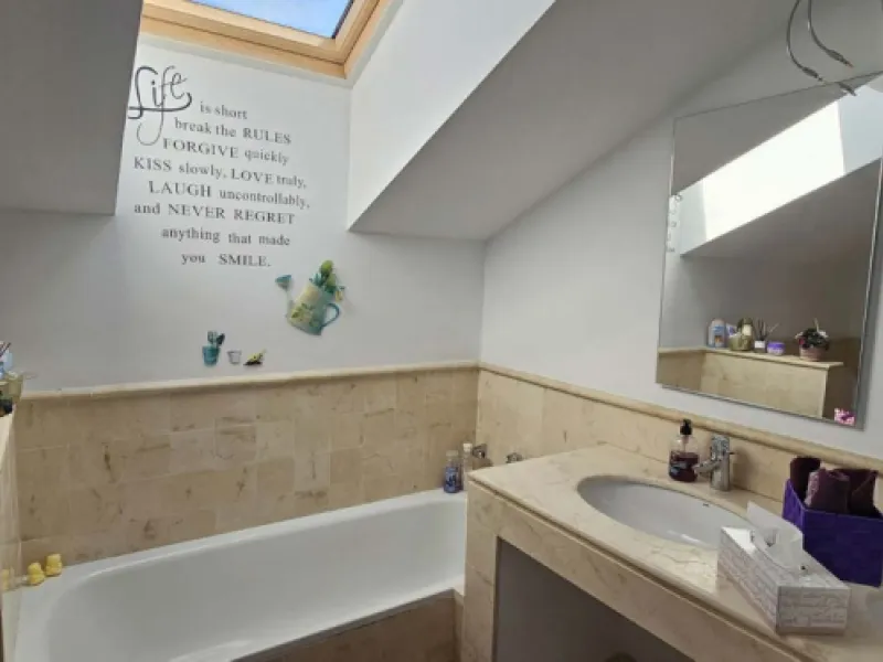 Experience Mediterranean living at its finest in this exceptional 4-bedroom, 5-bathroom luxury detached house located in the prestigious BigBlue residential complex in Torremuelle, Benalmádena.