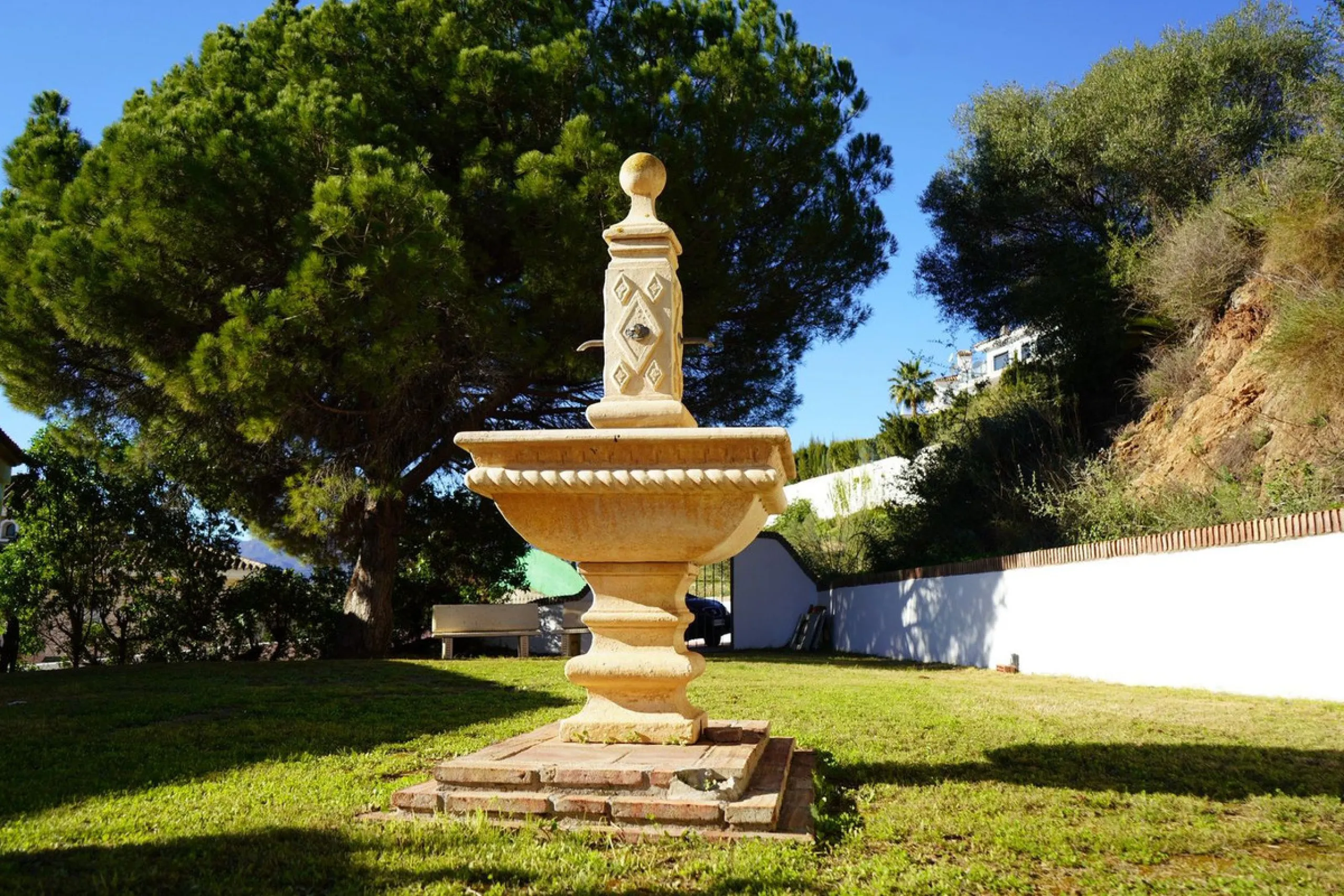 *Detached House for Sale in Mijas Golf - An Oasis of Tranquility*