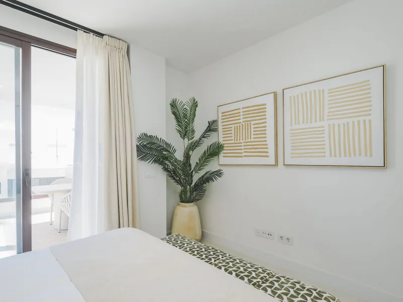This spectacular brand new penthouse, located in one of the best areas of the exclusive El Higuerón.