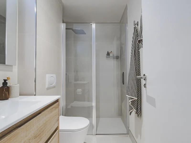 This spectacular brand new penthouse, located in one of the best areas of the exclusive El Higuerón.
