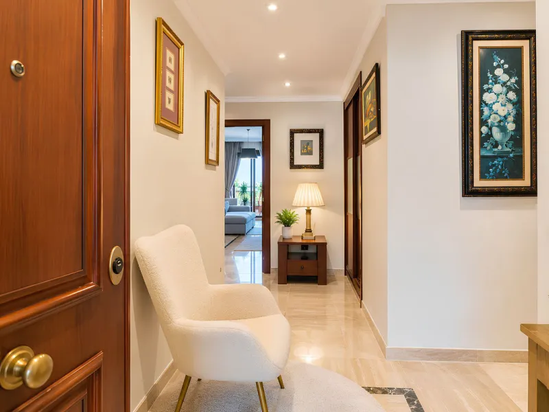 Apartment - Middle Floor Apartment в продаже в Fuengirola, Málaga. В доме 4 спален и 4 ванных комнат. Площадь дома 220 м²