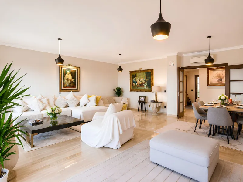 Apartment - Middle Floor Apartment в продаже в Fuengirola, Málaga. В доме 4 спален и 4 ванных комнат. Площадь дома 220 м²