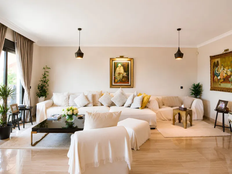 Apartment - Middle Floor Apartment в продаже в Fuengirola, Málaga. В доме 4 спален и 4 ванных комнат. Площадь дома 220 м²