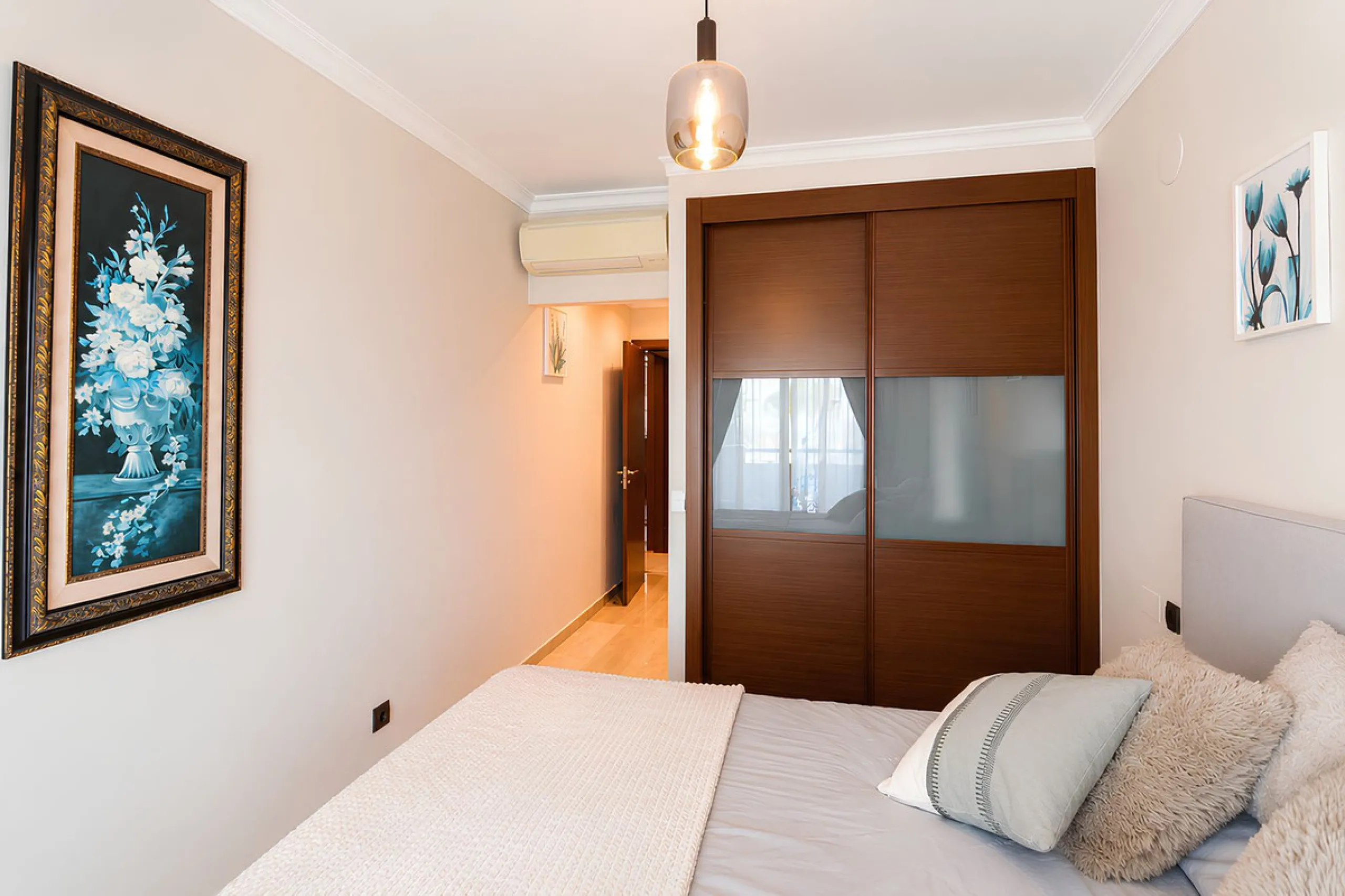 Apartment - Middle Floor Apartment в продаже в Fuengirola, Málaga. В доме 4 спален и 4 ванных комнат. Площадь дома 220 м²