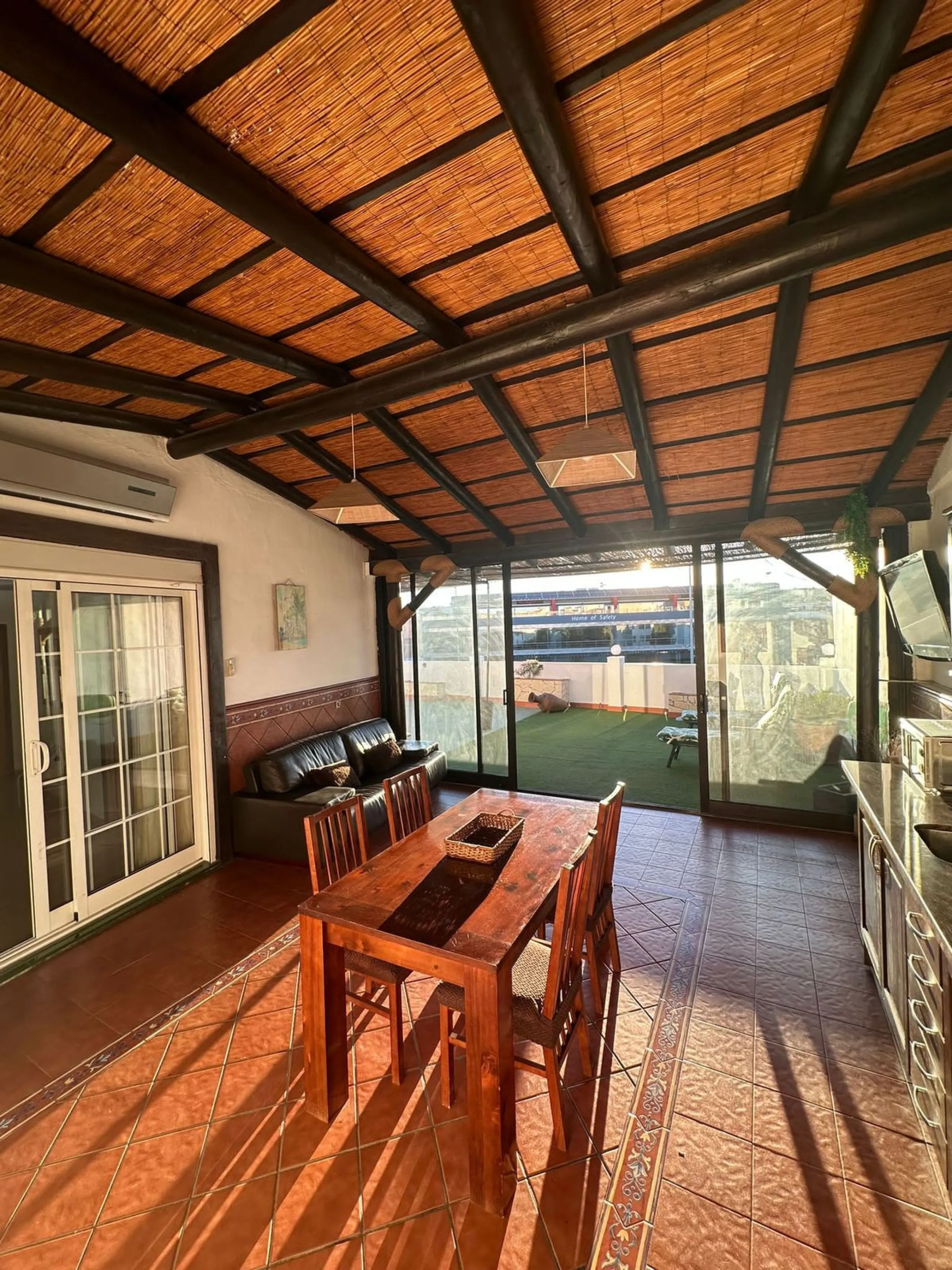 Penthouse 2-Bedroom Apartment with Mountain Views – Fuengirola