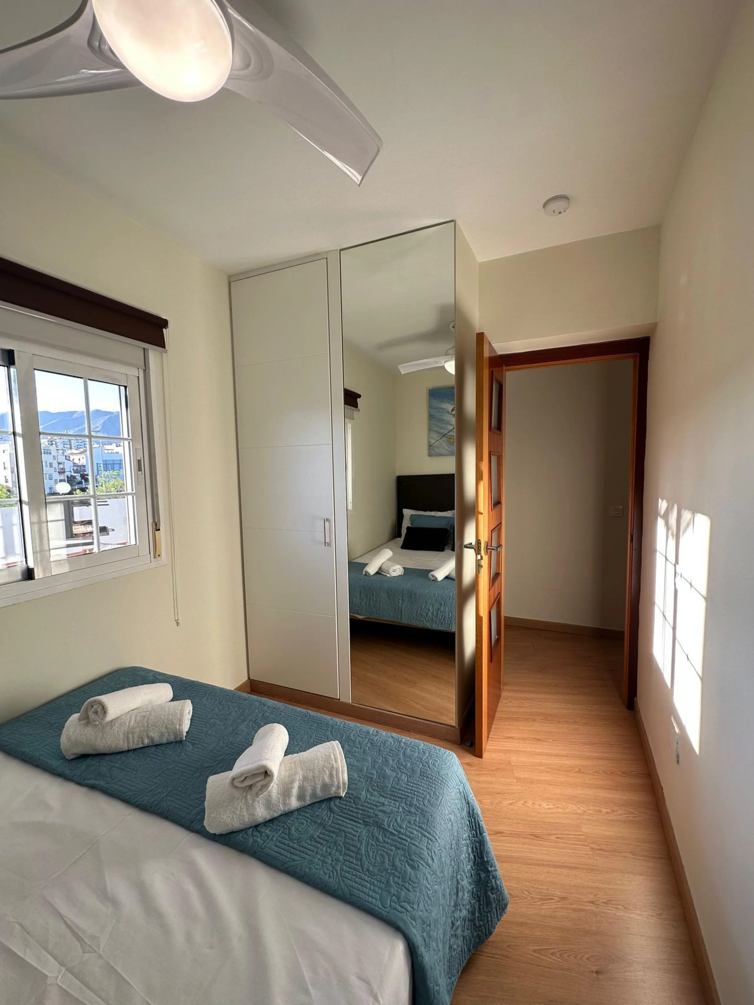 Penthouse 2-Bedroom Apartment with Mountain Views – Fuengirola