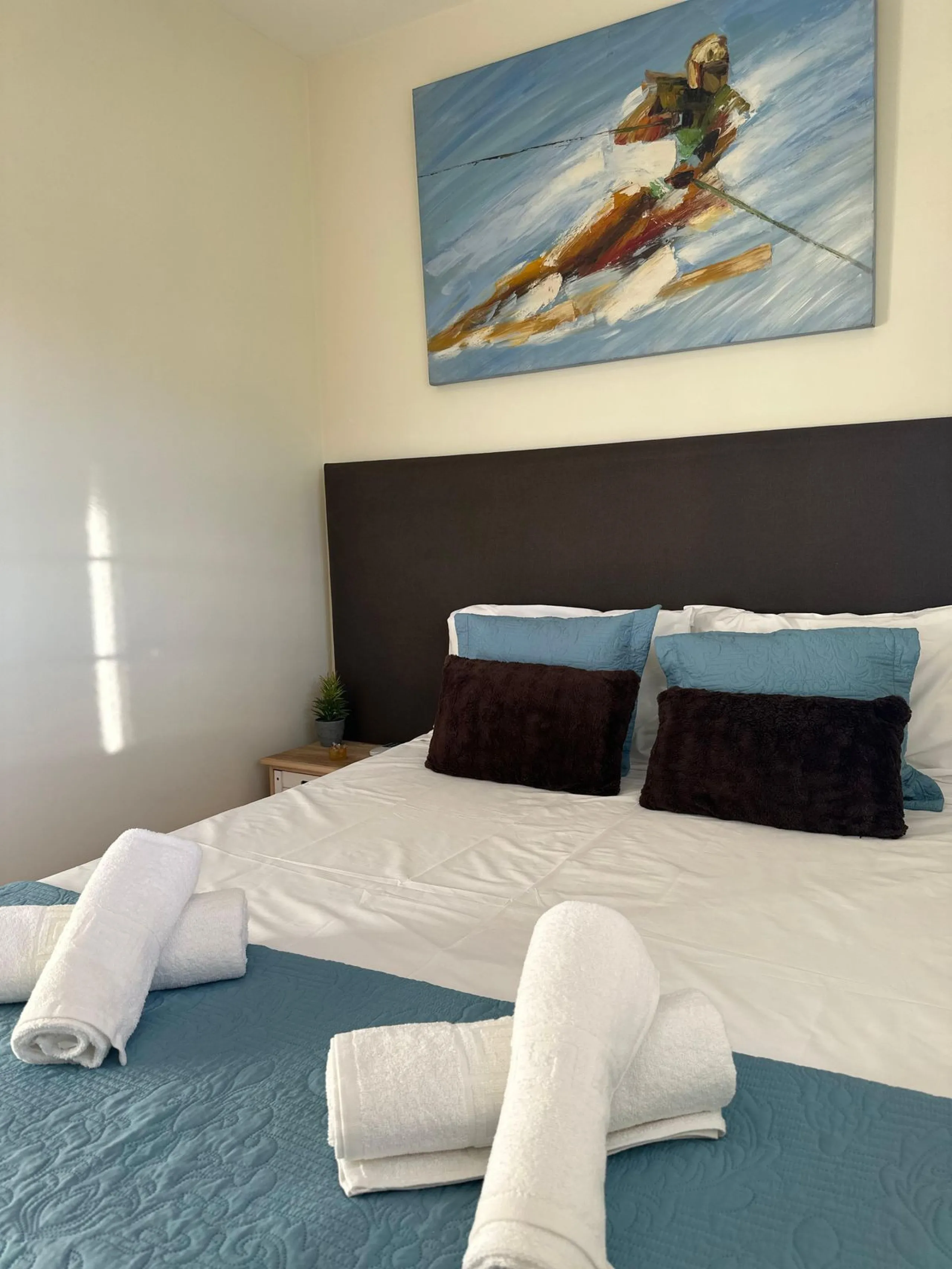 Penthouse 2-Bedroom Apartment with Mountain Views – Fuengirola