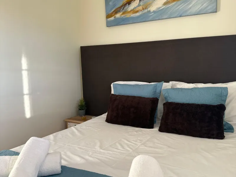 Penthouse 2-Bedroom Apartment with Mountain Views – Fuengirola