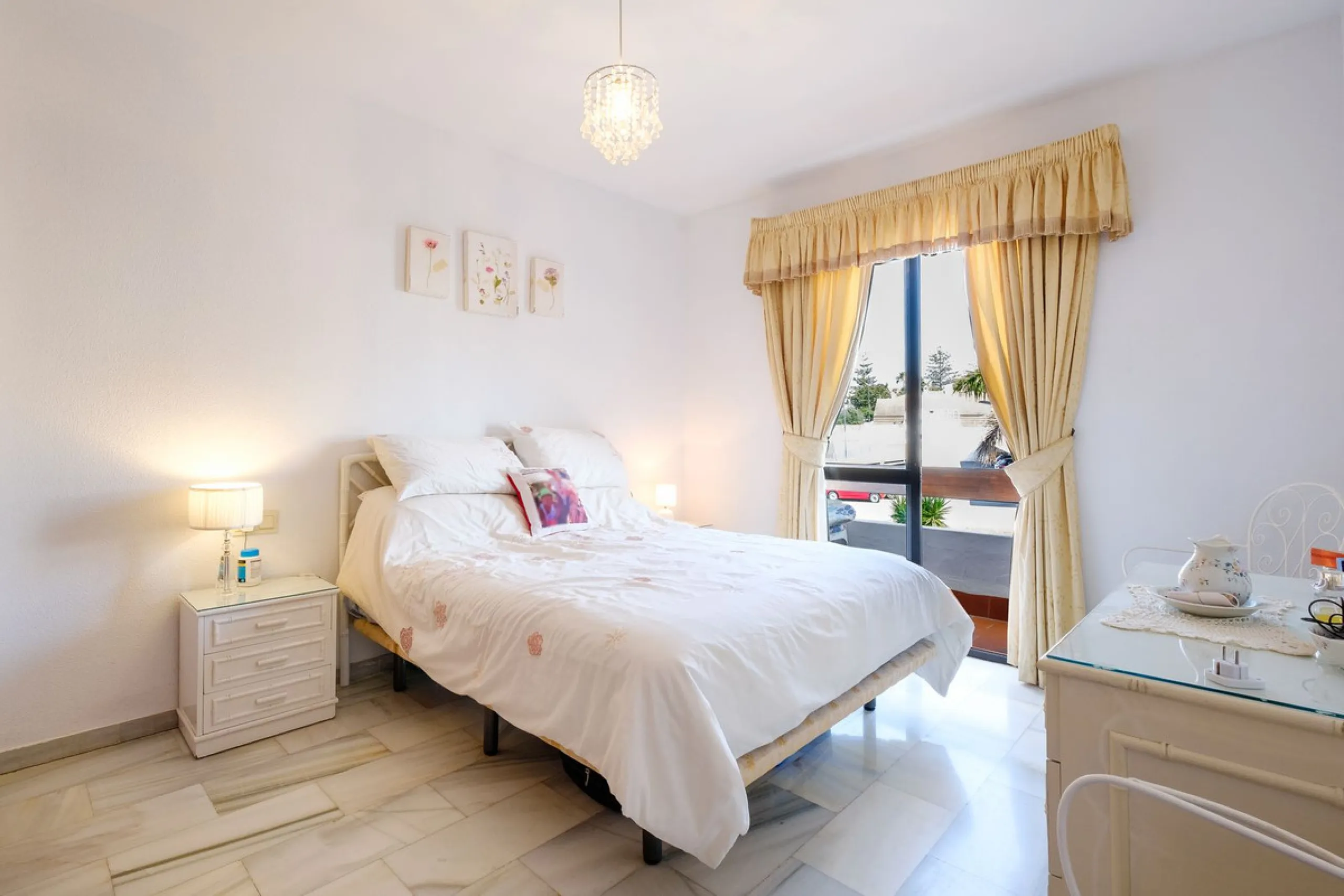Stylish 2-Bedroom Apartment with Pool and Garden Views in Central Nerja – €550,000
