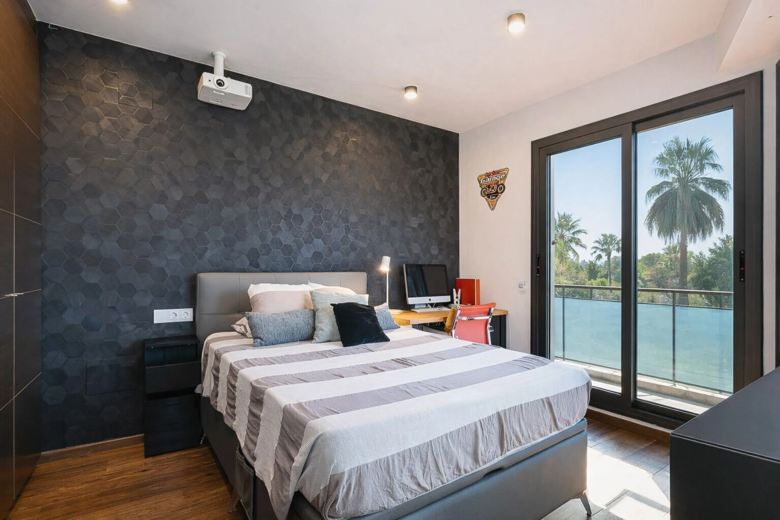 Exclusive villa with panoramic views in Sitges