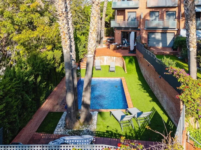 Exclusive villa with panoramic views in Sitges