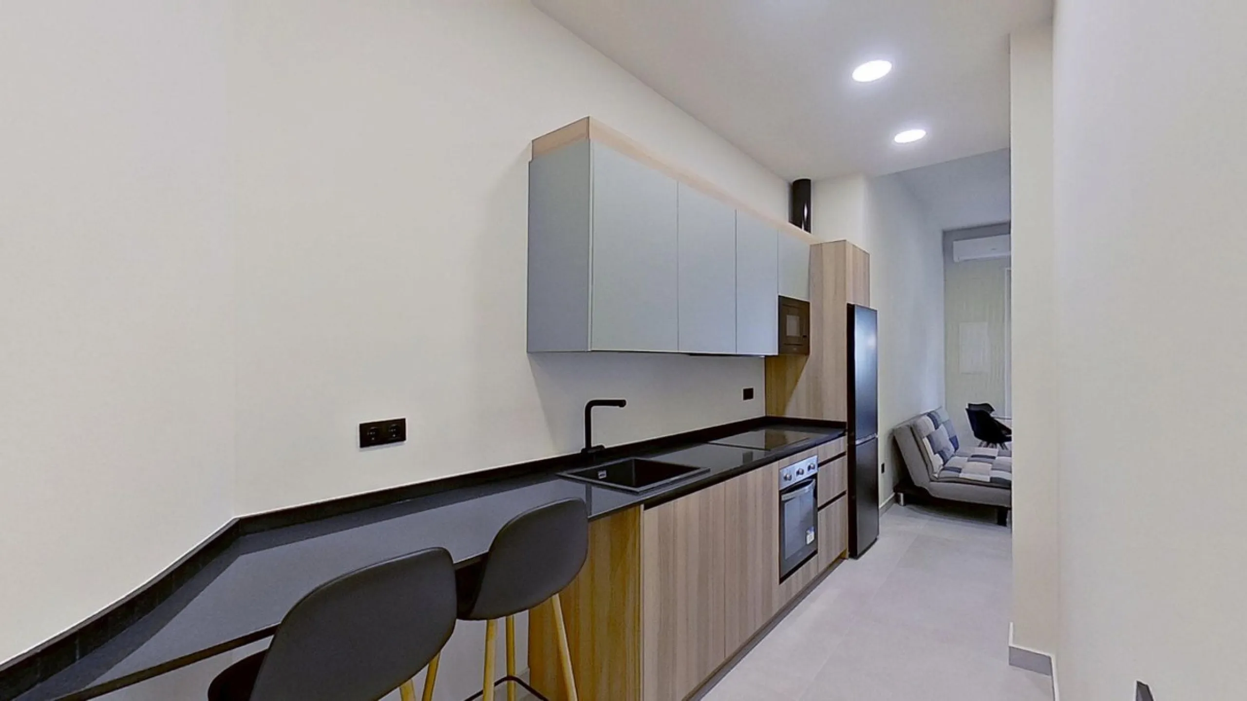 Apartment - Ground Floor Apartment в продаже в Málaga, Málaga. В доме 2 спален и 2 ванных комнат. Площадь дома 62 м²