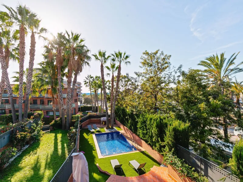 Exclusive villa with panoramic views in Sitges