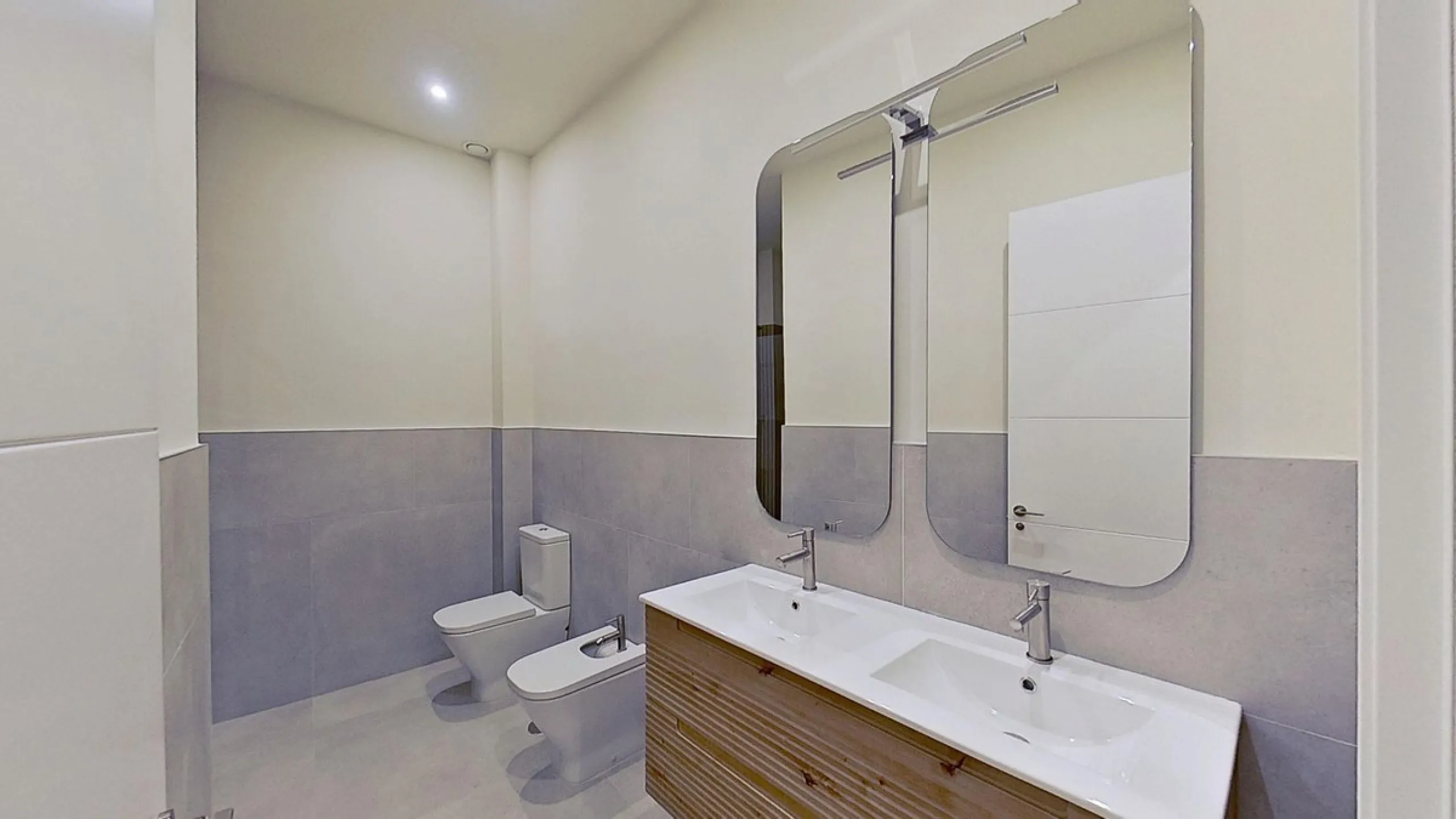 Apartment - Ground Floor Apartment в продаже в Málaga, Málaga. В доме 2 спален и 2 ванных комнат. Площадь дома 62 м²